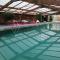 Gîte, piscine LAnge Blanc 28 personnes