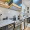 All-Encompassing Retreat with Pool and Game Room! - تامبا