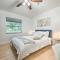 All-Encompassing Retreat with Pool and Game Room! - تامبا