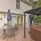 Hot Tub and Fire Pit Family Home in Tobyhanna