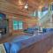 Hiwassee Hideaway Cabin with Mountain Views! - Turtletown