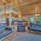 Hiwassee Hideaway Cabin with Mountain Views! - Turtletown
