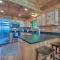 Hiwassee Hideaway Cabin with Mountain Views! - Turtletown