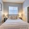 Spacious Folsom Getaway with Pool and Hot Tub! - 佛森