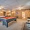Hot Tub and Fire Pit Pet-Friendly Clayton Escape!
