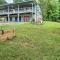 Hot Tub and Fire Pit Pet-Friendly Clayton Escape!