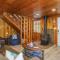 Acorn Cabin - Charming Place, Your getaway to Yosemite, Bass Lake