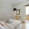 Christos studios and family apartments