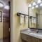 Comfort Inn & Suites Hillsville I-77