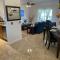 Cozy 2 bedroom Lakeview Villa King Queen Beds - West Palm Beach