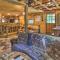 Secluded and Quiet Pocono Mountain Cabin with Hot Tub! - Kunkletown