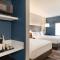 Holiday Inn Express & Suites Denver Airport, an IHG Hotel - Денвер