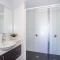 Mollymook Luxury Beachfront Apartment 10