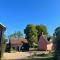 Gorgeous comfortable barn with huge private orchard in quiet Suffolk location - Depden