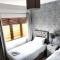 Foxhollow House Suite