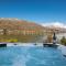 Alpine Escape - Elevated Views with Spa - Квінстаун