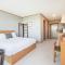 J View Hotel J View Hotel