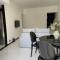 Precioso apartamento con terraza, piscina y parking