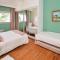 Amazing Home In Nîmes - 尼姆