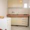 Apartment Metajna 527f