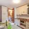 Beautiful Apartment In Zambrone