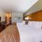 Comfort Inn near University