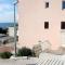 Apartments by the sea Bilo, Primosten - 4806
