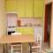 Apartments by the sea Bilo, Primosten - 4806