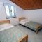 Apartment Grebastica 4867a