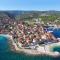 Apartments with parking spaces Postira, Brac - 727