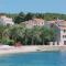 Apartments by the sea Sumartin, Brac - 11658