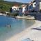 Apartments by the sea Pucisca, Brac - 15381