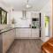 Splendour on Spencer - Lake Tarawera Holiday Home - Lake Tarawera