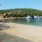 Apartments by the sea Tisno, Murter - 815
