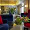 King Plaza Hotel