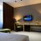 King Plaza Hotel