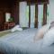 Kurnia Guest House & Spa