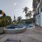 Breezy Ocean Front Condo Close to The Best Beaches