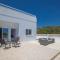 Panayia Sea View Apts