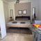 Villa Tamara with garden and river view - free private parking - garage - Mostar