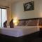Riverside House Hotel