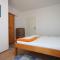 Double Room Gradac 6819a - 格拉达茨