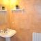 Modern apartament de muntanya amb llar de foc by RURAL DÀNEU