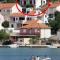 Apartments by the sea Tisno, Murter - 5136