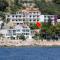 Apartments with a parking space Drvenik Gornja vala, Makarska - 4890