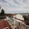 Apartments and rooms with parking space Starigrad, Paklenica - 6594 - Starigrad-Paklenica