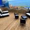 Sea View Lavish Apartment SKY TV Whirlpool Bath HUGE Balcony NEWLY REFURBISHED
