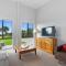 Sea View Cottage - Ruakaka Holiday Cottage