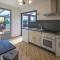 Beautiful Home In Signes - 西格