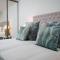 4br-8guests-balcony-beachview-pool-pets